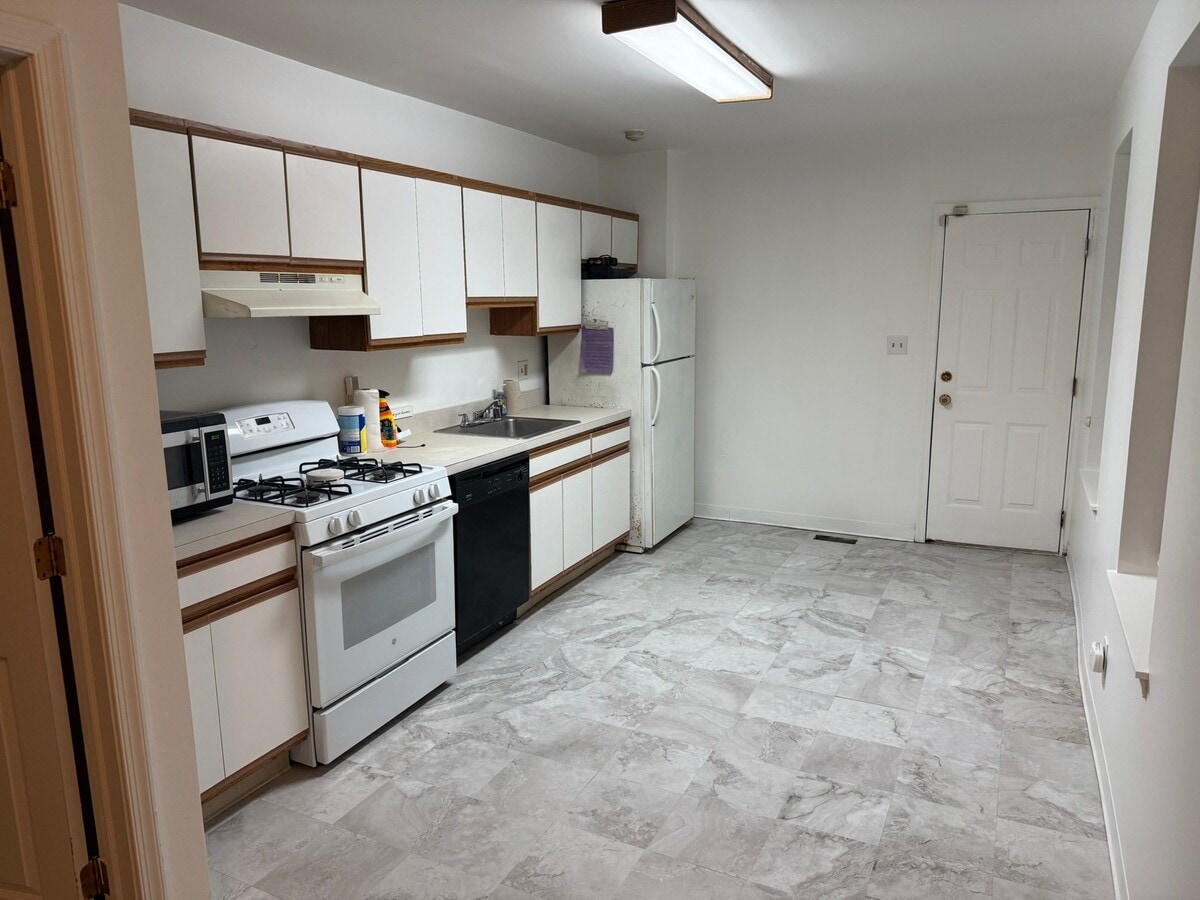 Photo - 1313 N Walnut St