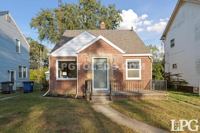 Building Photo - 3430 Anderson Pkwy