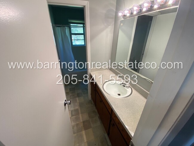 Photo - 1743 6th St NW