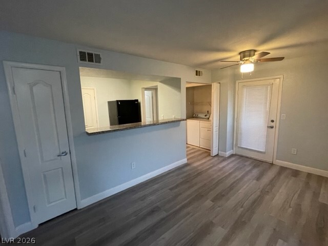 Photo - 5055 W Hacienda Ave Unidad 1056