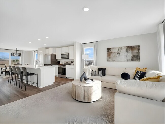 Photo - 367 Bridgeview Ct