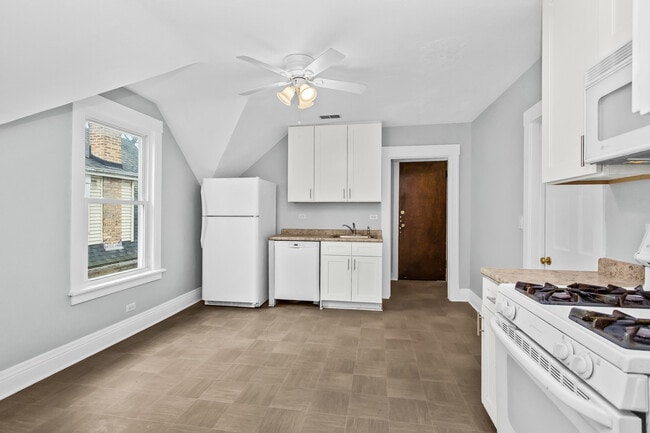 Photo - 1116 Darrow Ave