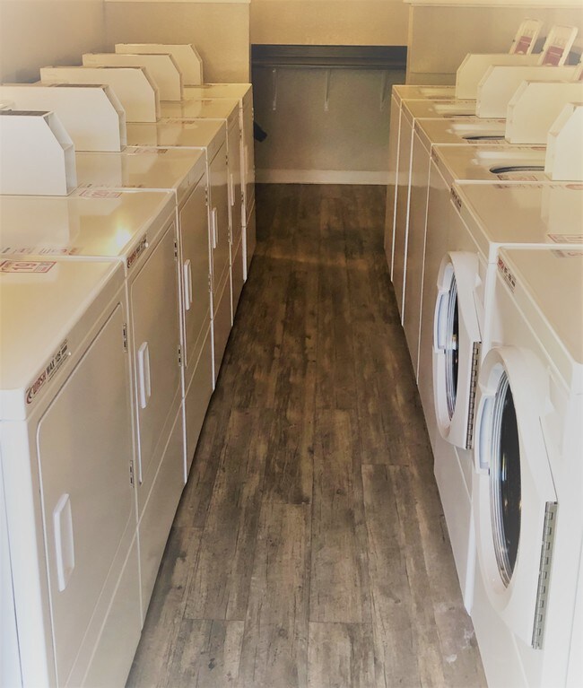 Villa Creek Apartments