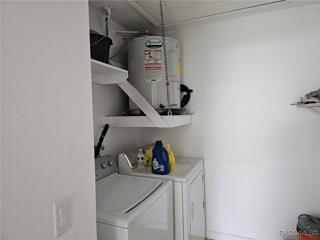 Building Photo - 472 N Willowwood Point