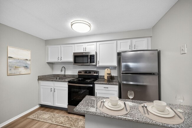 Eagle Rock Apartments at Nashua