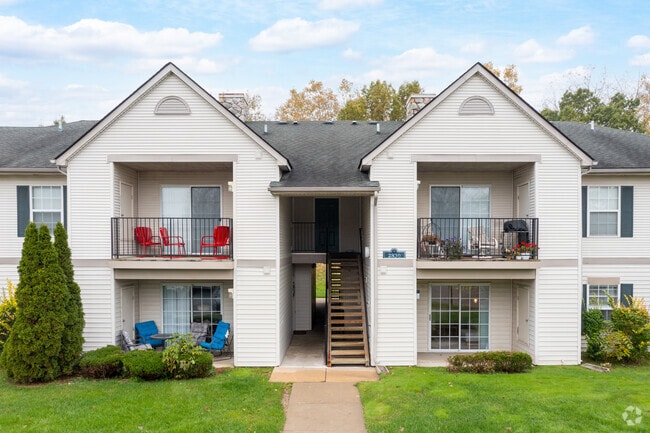 Photo - Lakeshore Village Apartments