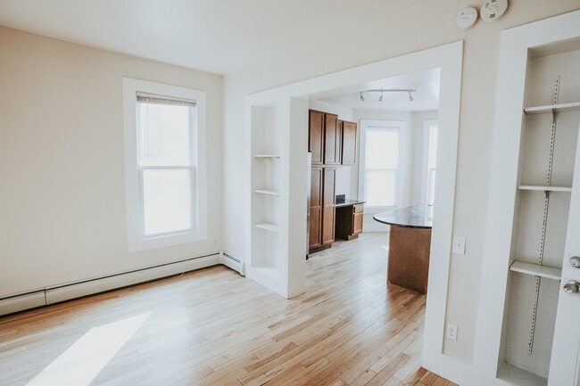 Photo - 514 8th Ave SE