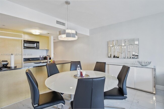 Photo - 1800 S Ocean Dr Unit 909