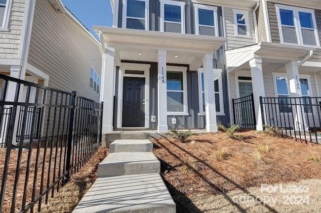 Building Photo - 102 Abercorne Wy