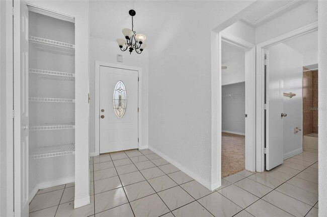 Photo - 913 San Rafael Way