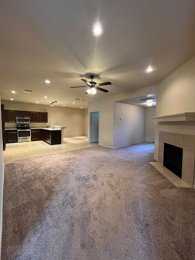 Photo - Move In Special of 1/2 off 1st month rent ...