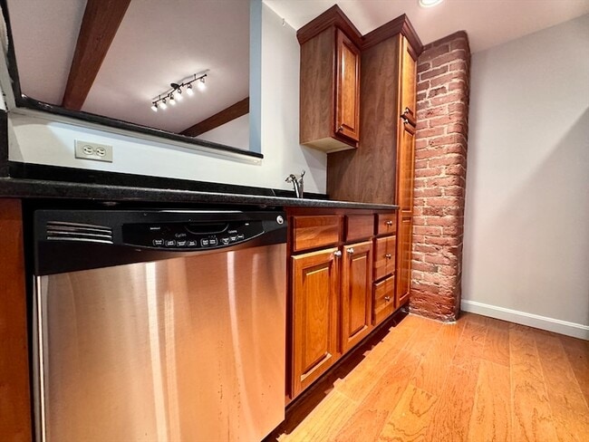 Photo - 4 Bishop St Unidad G11