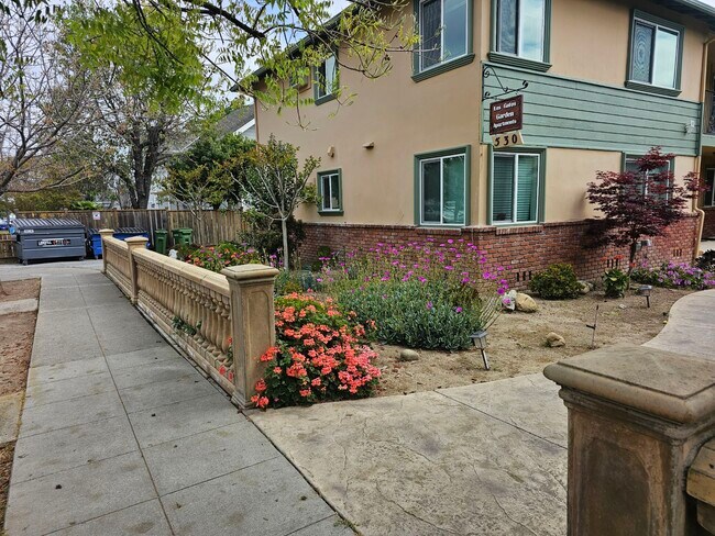 Photo - Los Gatos Garden Apartments