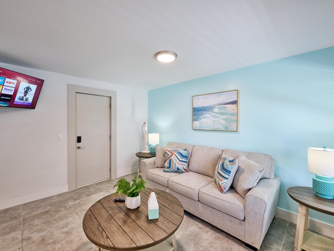 Photo - 2020 Washington St Unit 7