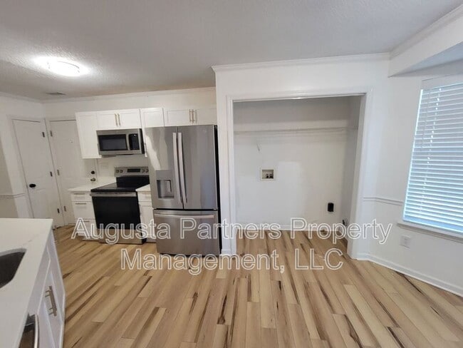 Photo - 2312 Perot Dr