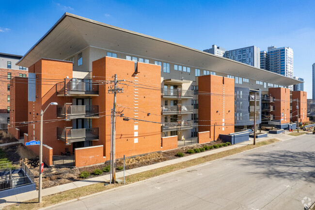 Yugo Champaign South 3rd Lofts - Yugo Champaign South 3rd Lofts