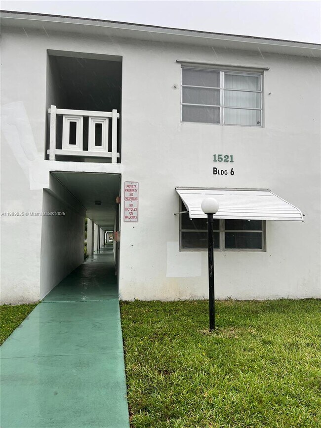 Photo - 1521 NW 43rd Ave Unit 107