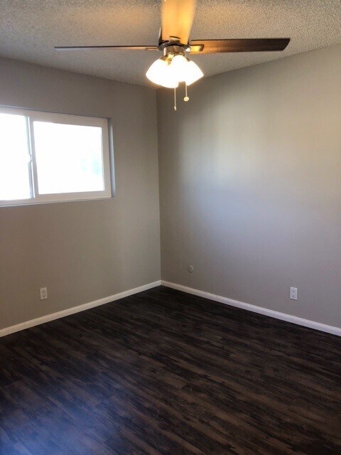 Photo - Royal Reed Apartments