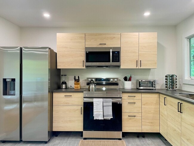 Photo - 709 Nelson Dr Unit B