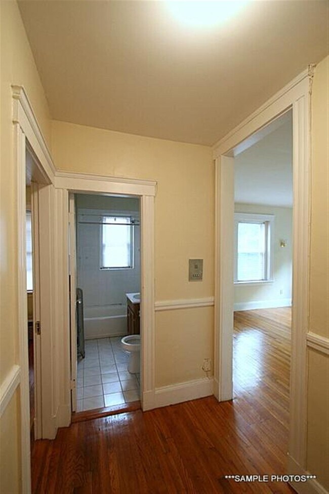 Photo - 32 Linnaean St