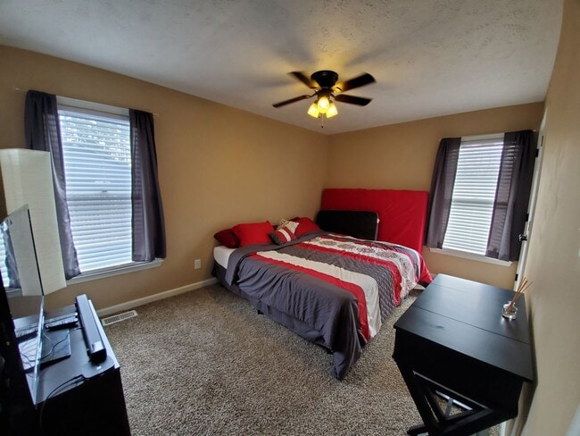 Photo - 6786 Candlewood Dr