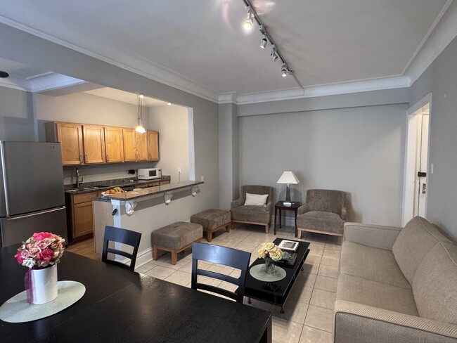 Photo - 1205 W Sherwin Ave Unit 507