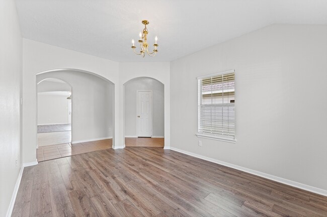 Photo - 21218 Rezanof Rd