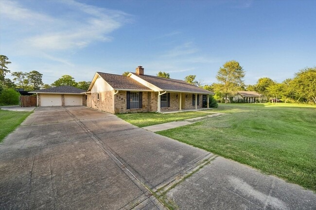 1307 Southern Hills Rd