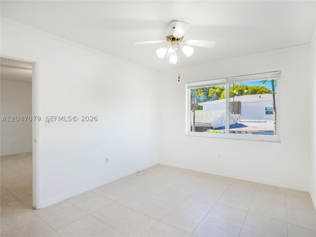 Photo - 3360 SW 6th St Unit Top