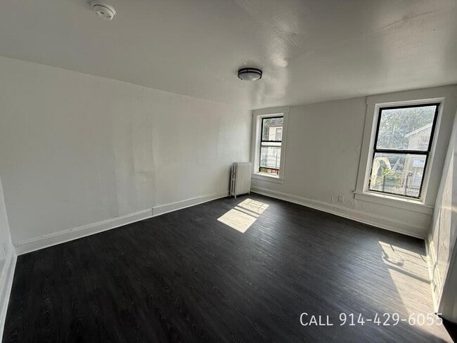 Photo - 160 Palisade Ave