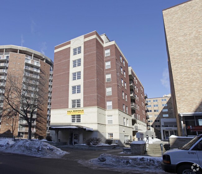 614 Langdon St - 614 Langdon St