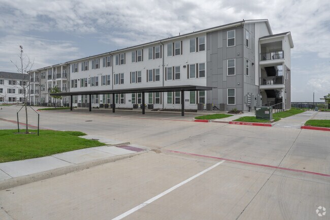 Exterior - Birchway Quarry Falls