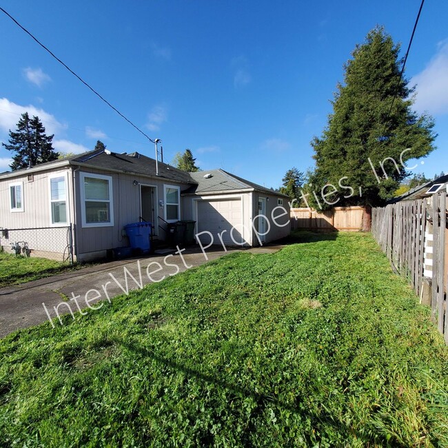 Photo - 3+bd 1.5 ba Single Level West Salem Home w...