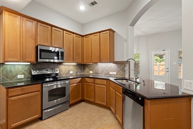 Photo - 1034 Lucy Ln
