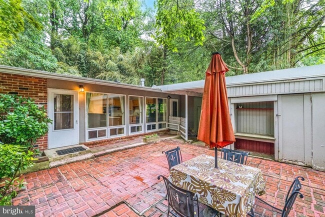 Photo - 7415 Annanwood Ct House