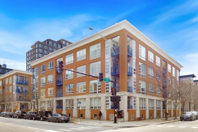 1151 W Washington Blvd  