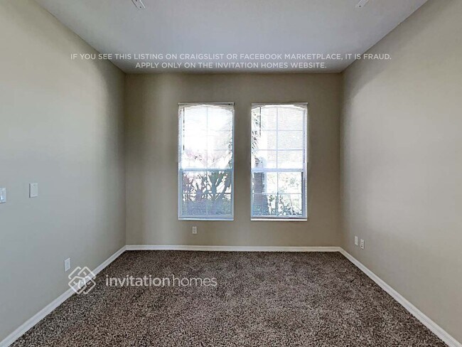 Photo - 3208 43rd Ave E