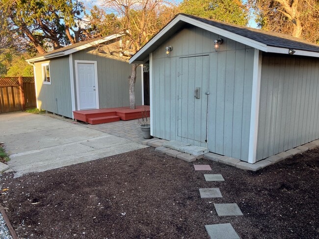 Photo - 105 Jolon Dr