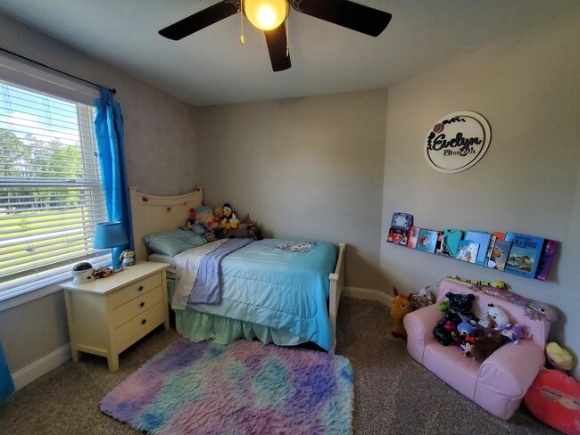 Photo - 106 Ridge Cove Ln