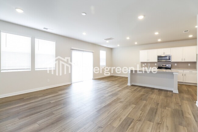 Photo - 561 Mountain Vw Dr