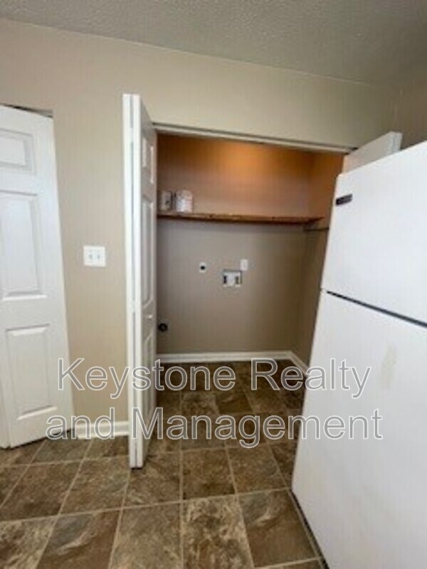 298 Thompsonville Ln Unit 702
