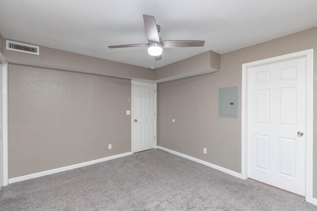 Fountain Lake Apartments
