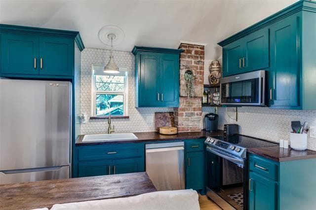 Photo - 1600 Fairmount Ave