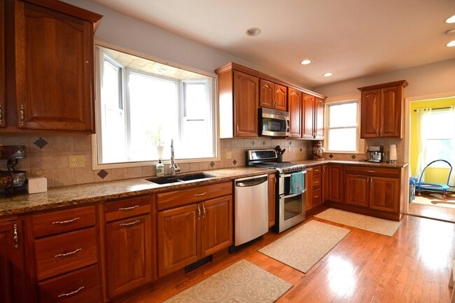Photo - 26 Garnet Rd Unit 2