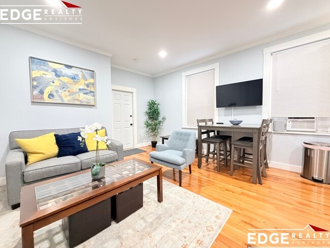 Photo - 32 Reedsdale St Unidad 2