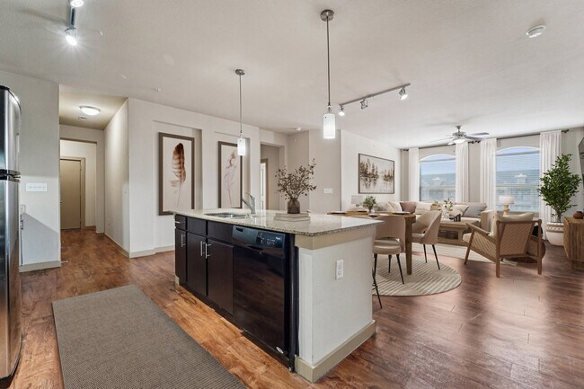 Photo - Serving Space & Style Unit DW5