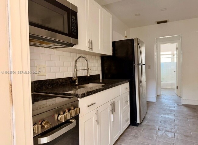 Photo - 3515 Van Buren St Unit 102