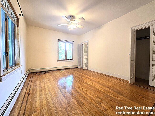 Photo - 20 Willow St Unit 2