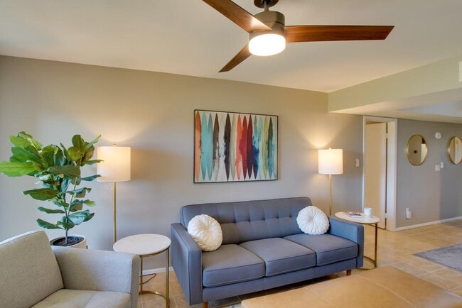 Photo - 7910 E Thomas Rd Unidad ID1385983P