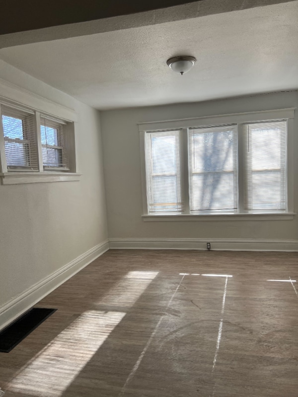 Photo - 5335 Bancroft Ave Unit 1E